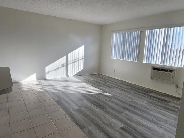 1704 S Pacific Ave #15, San Pedro, CA 90731