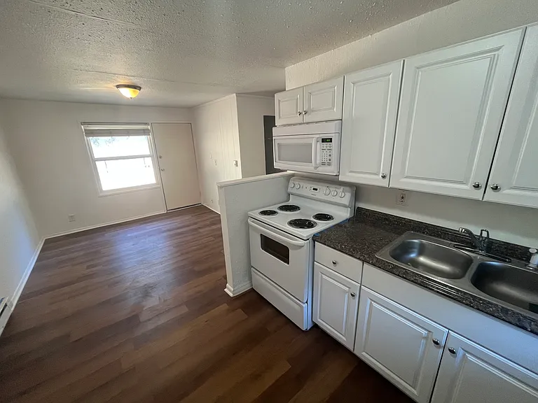 10020 Alaska St S #D — Photo 1