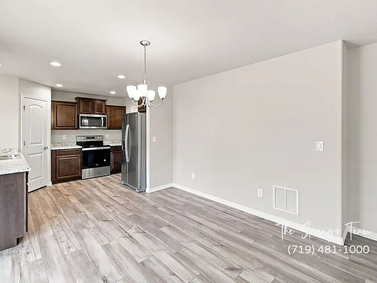 5338 Kingscote Dr — Photo 13