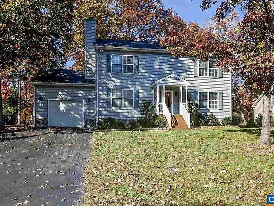 1st image of 18 Fairwood Pl