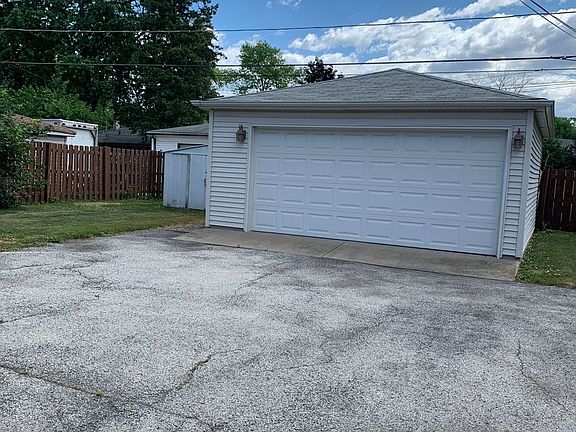 2nd image of 17213 Greenbay Ave