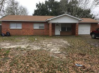 2415 Jackson Ave, Pascagoula, MS 39567