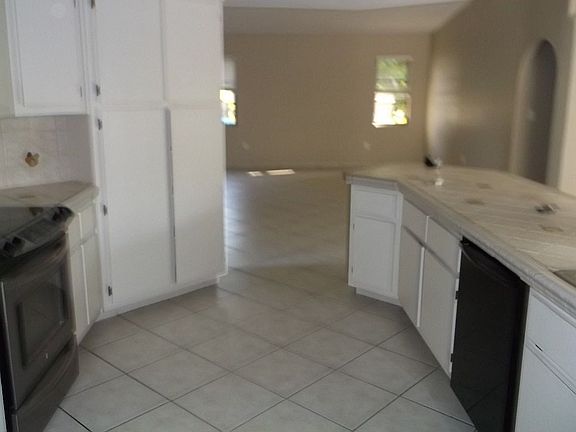 3rd image of 2118 NE 3rd Ter
