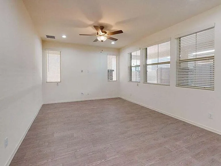 1107 S Vine St — Photo 5