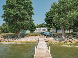 2564 Ponds Shore Dr, Cape Vincent, NY 13618