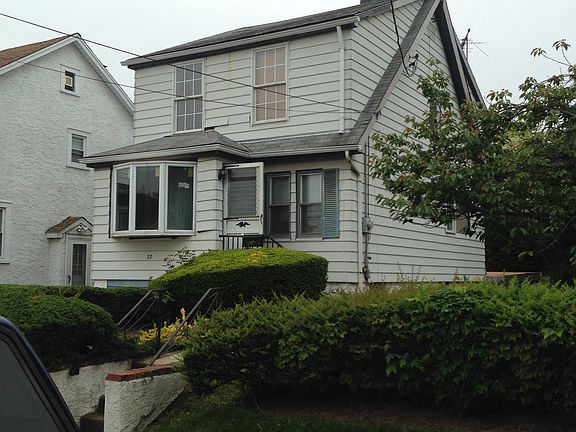 2nd image of 32 Onondaga St #0