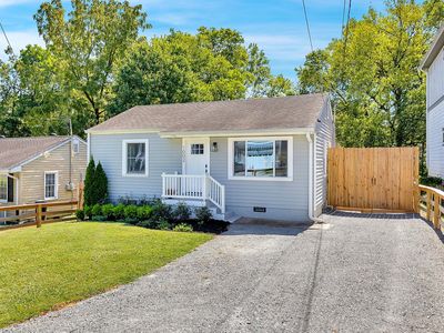 1002 Dew St, Nashville, TN, 37206