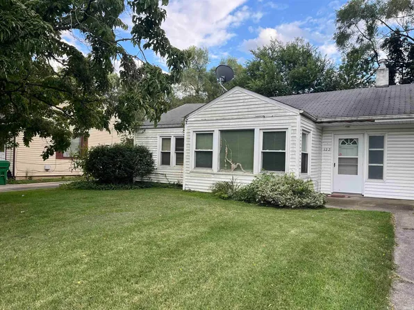 122 E Willow Dr, South Bend, IN 46637