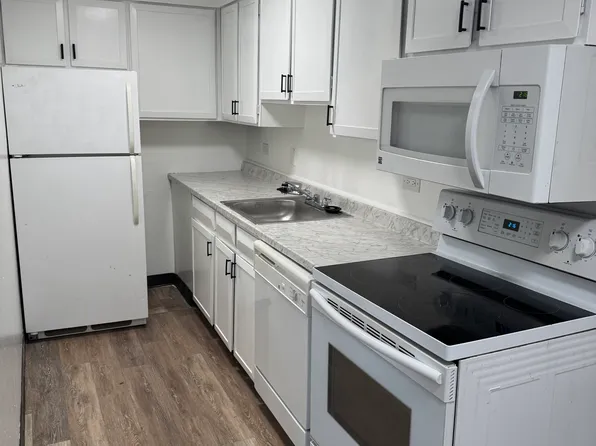 1366 Garfield St APT 103, Denver, CO 80206