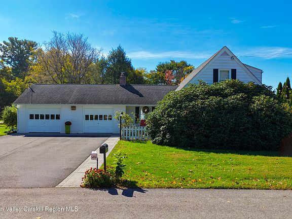 3rd image of 25 Wildwing Park Road