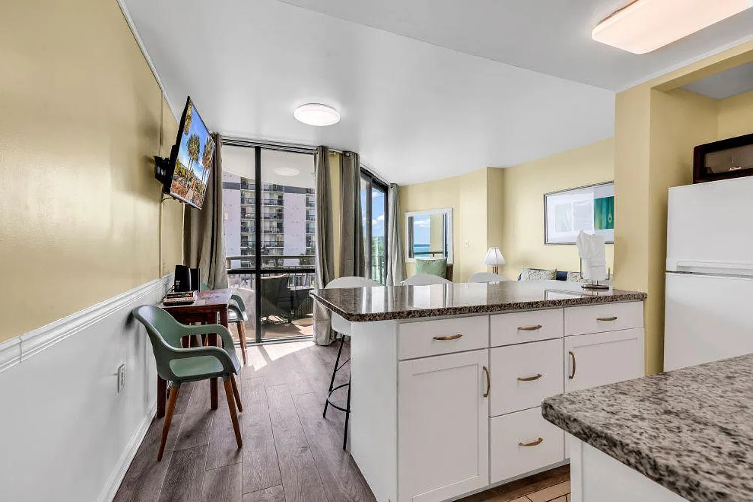 1 bed, 1.0 bath, 516 sqft, $2,340 — Photo 4