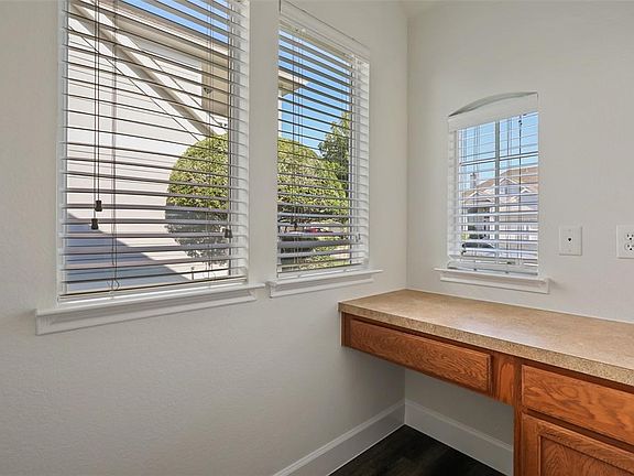 3rd image of 9837 Wild Ginger Dr
