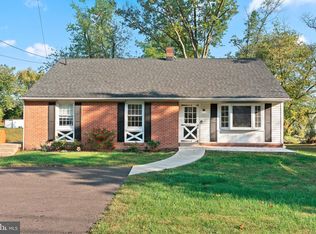 777 Newtown Richboro Rd, Richboro, PA 18954