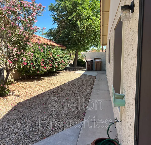 18942 N 96th Ln — Photo 15