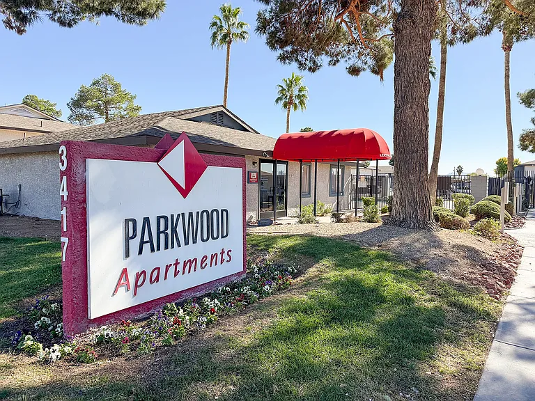Parkwood — Photo 16