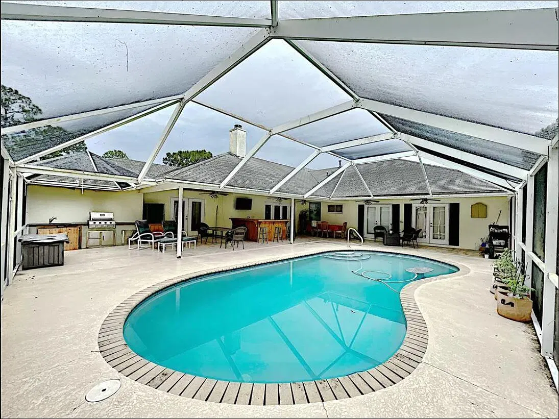 5 bed, 3.5 bath, 2558 sqft, $6,500 — Photo 4