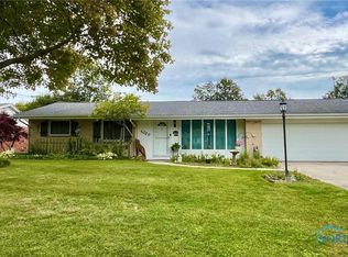 4320 Clarewood Dr, Toledo, OH 43623