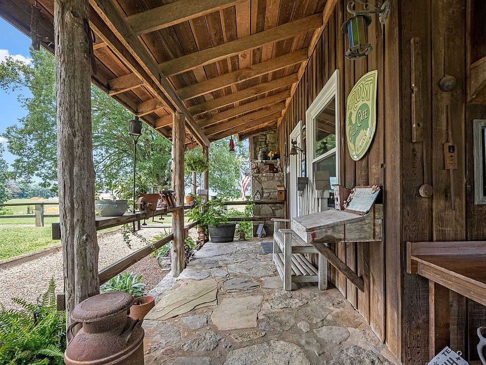 13th image of this home