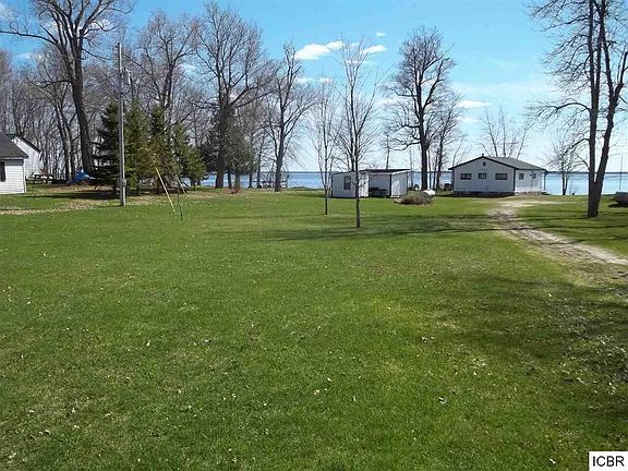 3rd image of 50091 Sugar Bush Ln