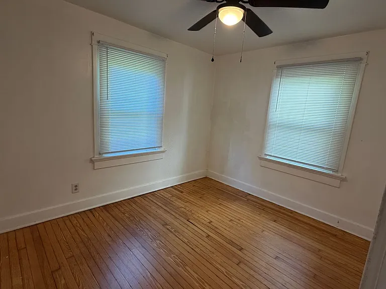 228 Fernwood Ave — Photo 12