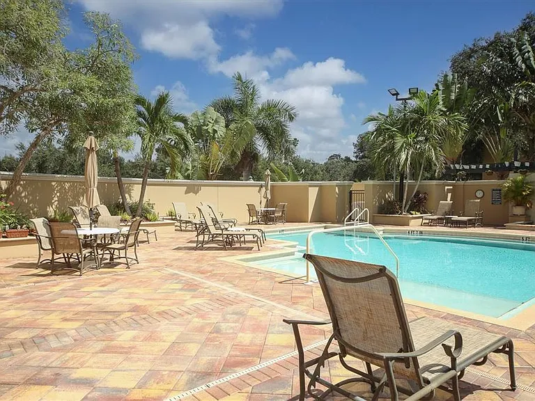 1064 N Tamiami Trl #1527 — Photo 30