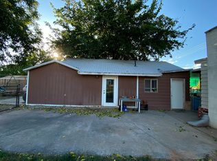 323 W 400 S, Hurricane, UT 84737