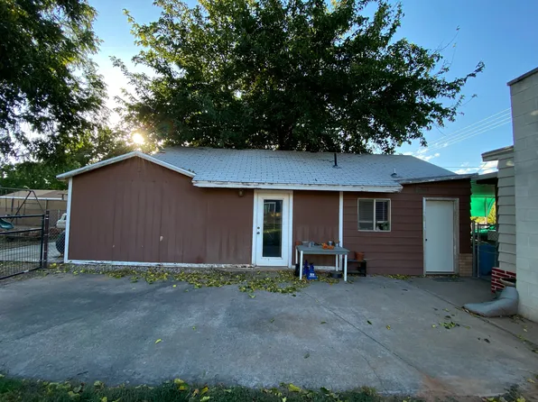 323 W 400 S, Hurricane, UT 84737