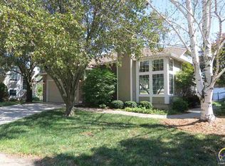 3508 SW Willow Brook Ln, Topeka, KS 66614