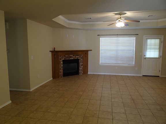 Living Room with fireplace