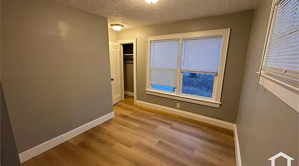 1093 E 17th Ave — Photo 5