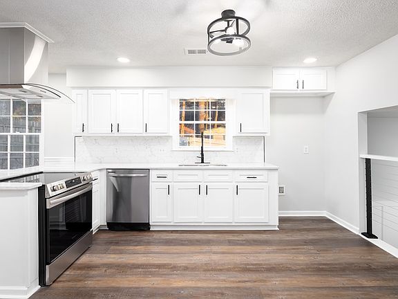 4th image of 3610 Kelly Ct