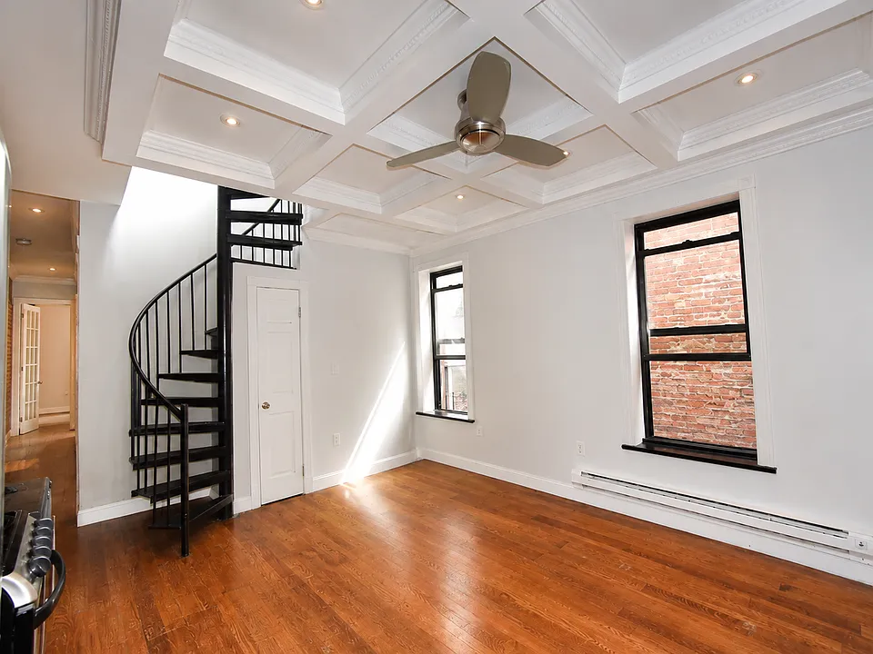 15 W 103rd St #5R