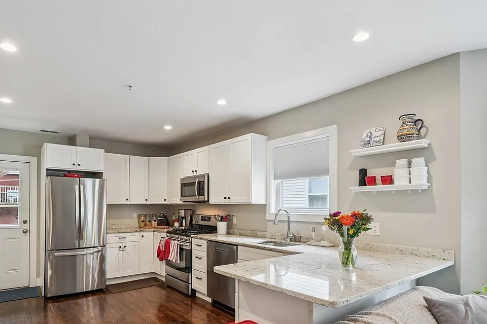 40 Stockton St #1