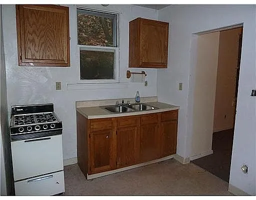 450 Card Ave photo 1