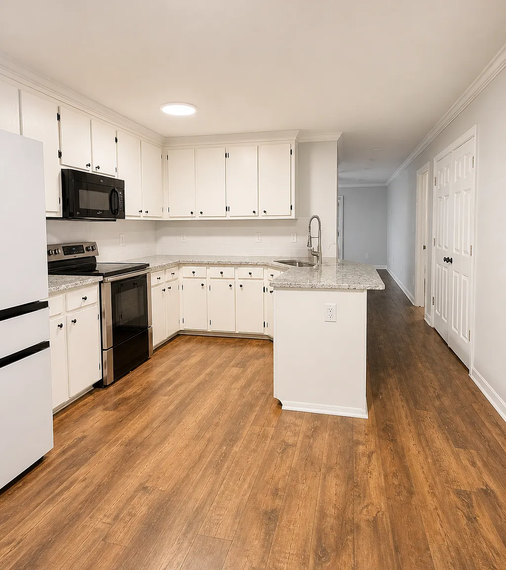 3 bed, 1338 sqft, $1,925 — Photo 2