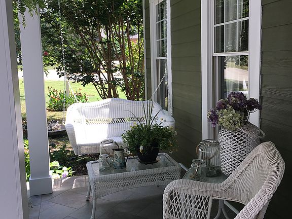 More of Front Porch in Summe