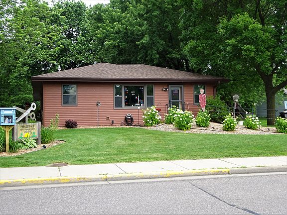 Salon/business entrance