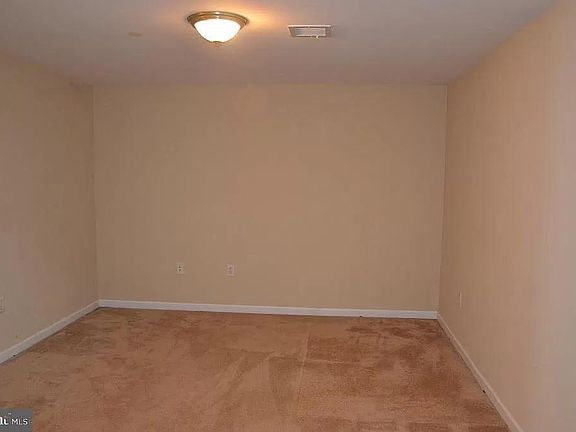 2nd image of 2431 Newtown Dr #2431