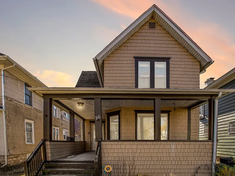 20 Wendell St — Photo 2