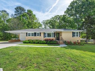 210 Heyward Ave, Honea Path, SC 29654