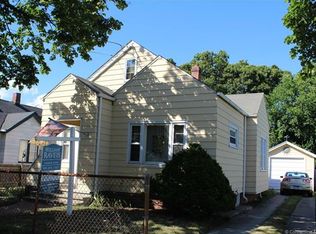 83 N Union Ave, West Haven, CT 06516