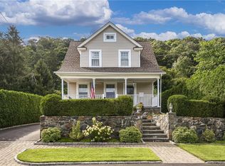 180 Sarles Ln, Pleasantville, NY 10570