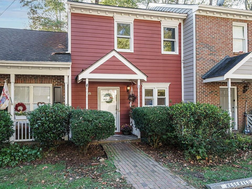 2nd image of 105 Strass Ct