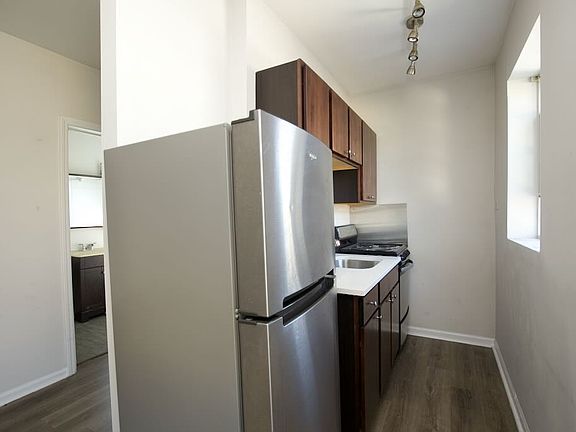 2nd image of 1627 N Humboldt Blvd Unit K3