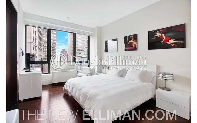 Sold by Douglas Elliman | media 16