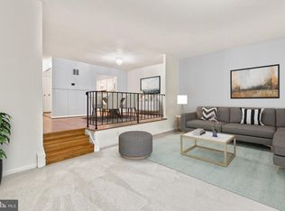 11700 Decade Ct, Herndon, VA 20191