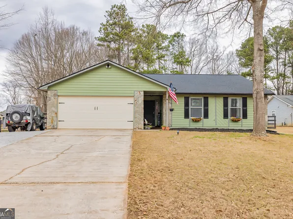 11157 Ash Ct, Hampton, GA 30228
