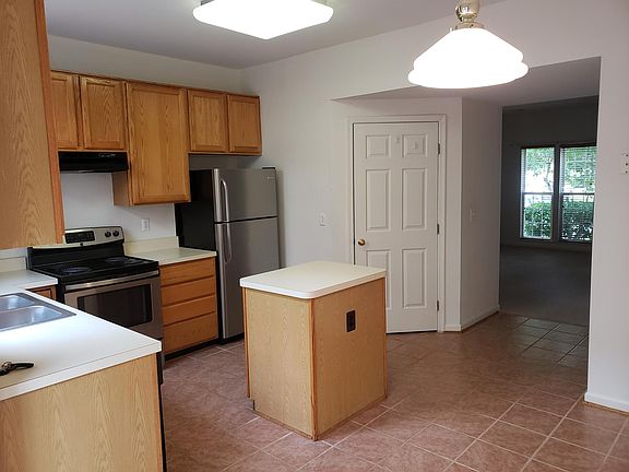 4th image of 4312 Sutler Hill Sq