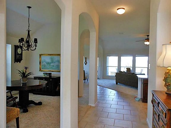 3rd image of 1217 Lakebreeze Dr