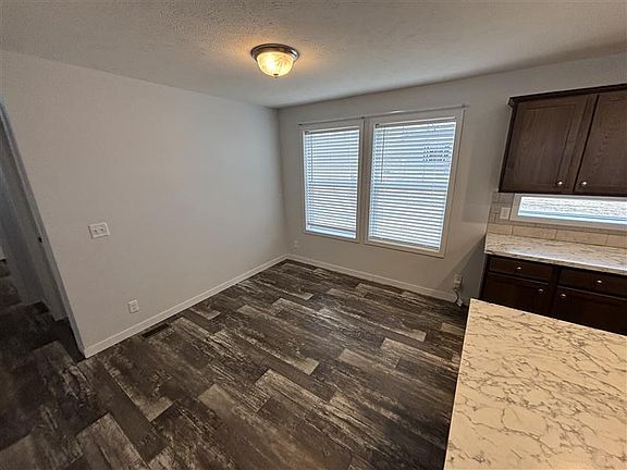 5th image of 157 Powell St #6082
